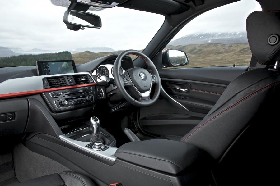  BMW 320d Sport 2012 года  (UK) (фото 4 из 28)
